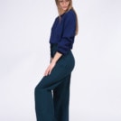 Pantalon bleu canard large en coton bio pour femme ATRIA – Image 2