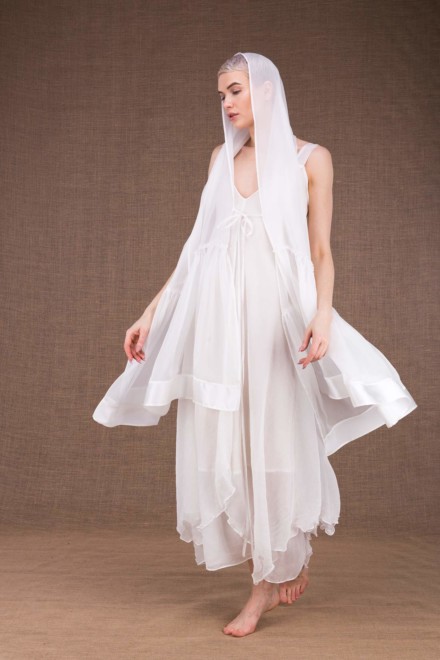 Bora white silk wedding shawl - 2