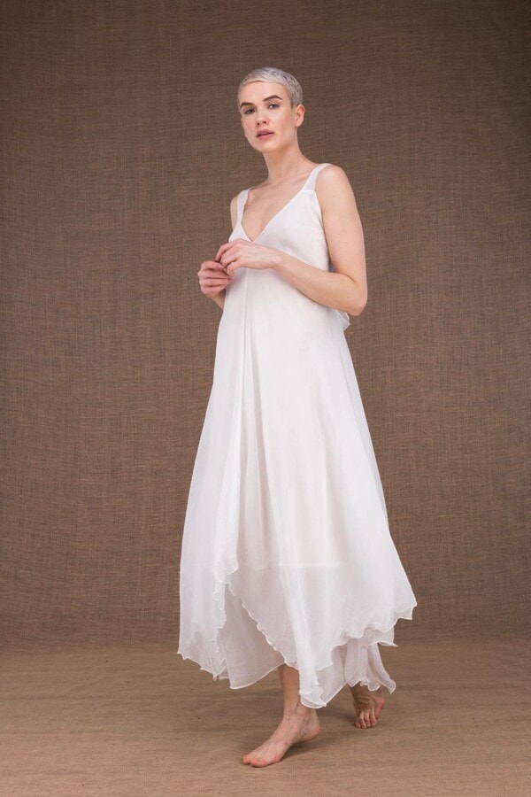 Jade robe longue blanche en soie - 2