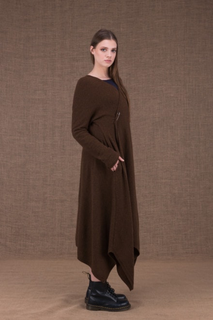 Ilulissat asymmetric long brown wool coat - 2