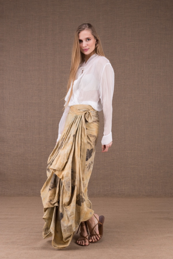 SAOLI long wrap skirt in organic cotton eco print 3