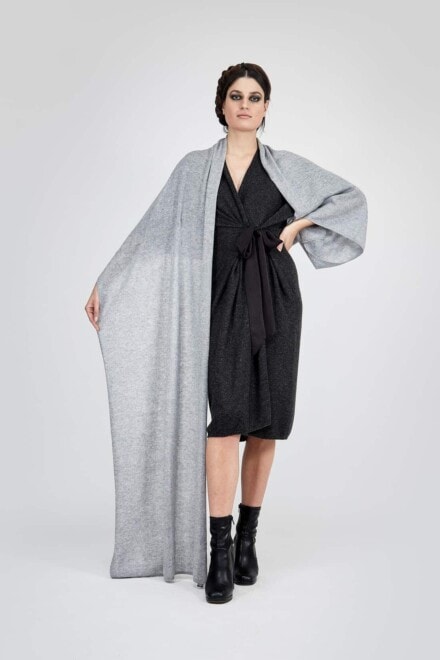 Large modular cashmere knit shawl COCON Gray Pearl 1