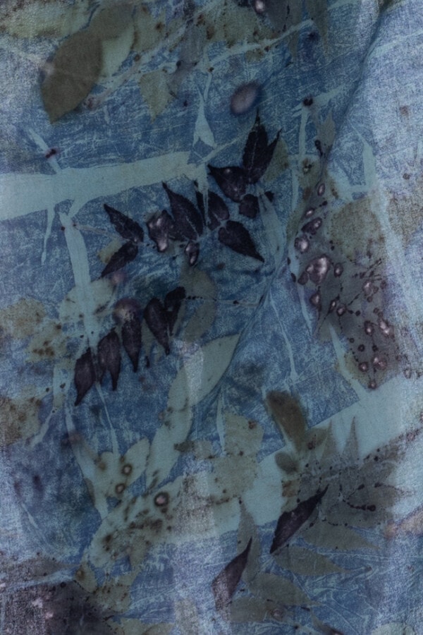 Pareo plage en coton bleu eco-print BORNEO 6