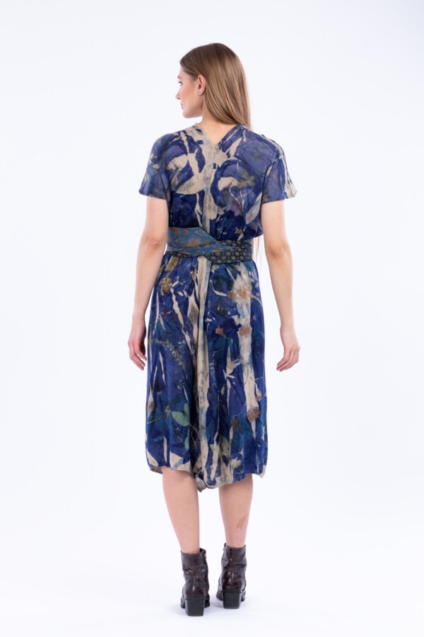 Blue wrap dress in eco-print cashmere ZUNIA 4