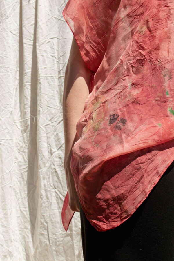 T-shirt en soie rose imprimé à la main ROSE 5
