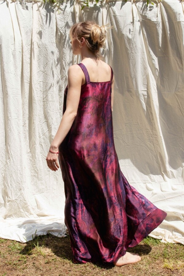 Robe longue evasée en soie imprimée à la main GAIA 2