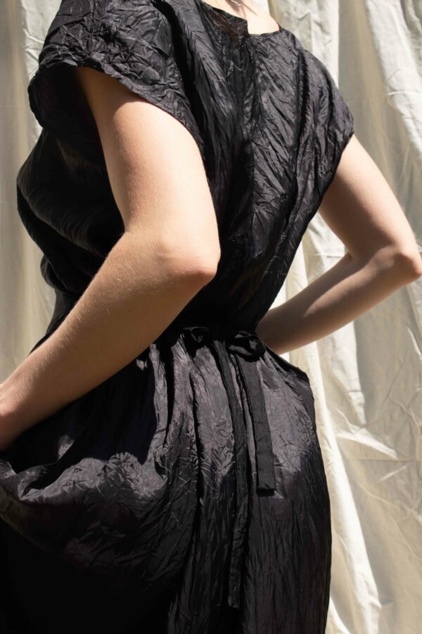 Robe longue noire modulable en viscose KORA 4