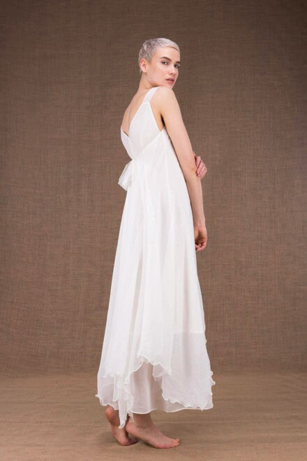 Jade robe longue blanche en soie - 1